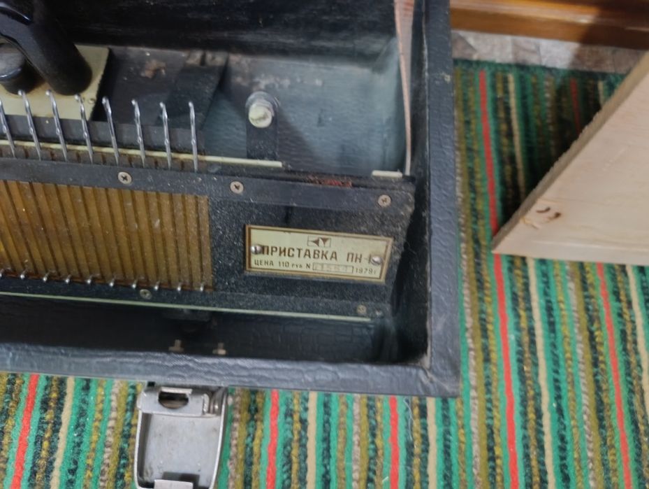 Машина вязальная НЕВА-2