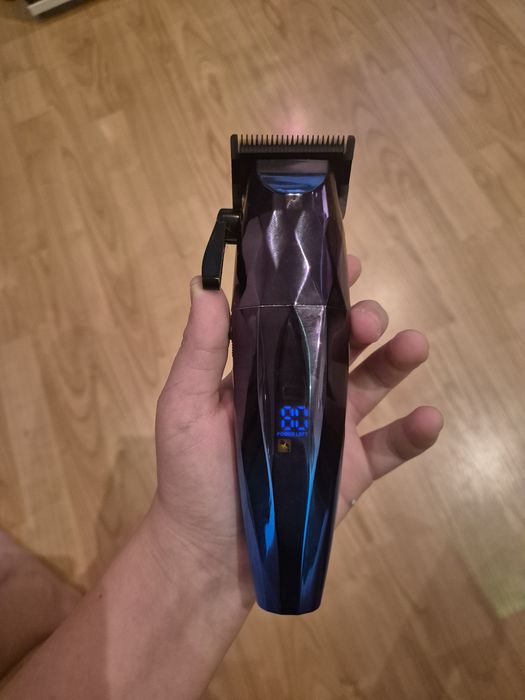 Masina de tuns impecabila