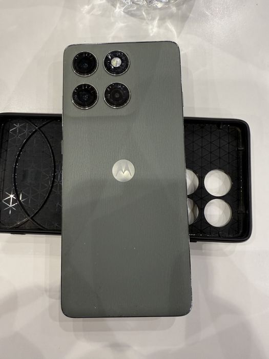 Motorola edge 60 pro 12/512