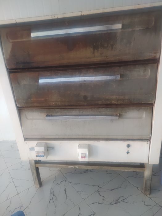 Olot somsa pishiradigan Uch fazalik duxovka pech