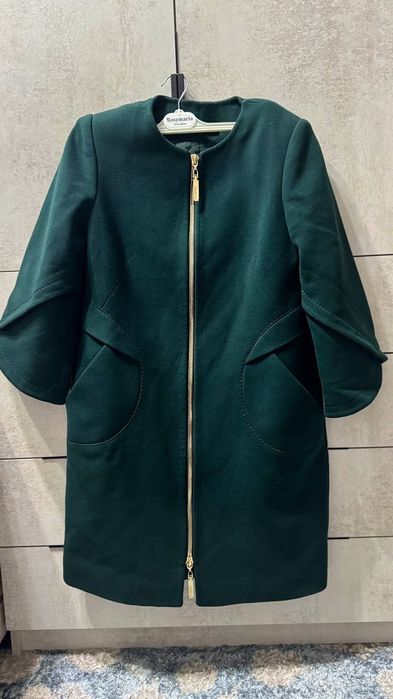 Продаётся женское пальто