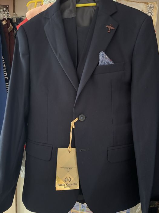 Продам костюм тройка.