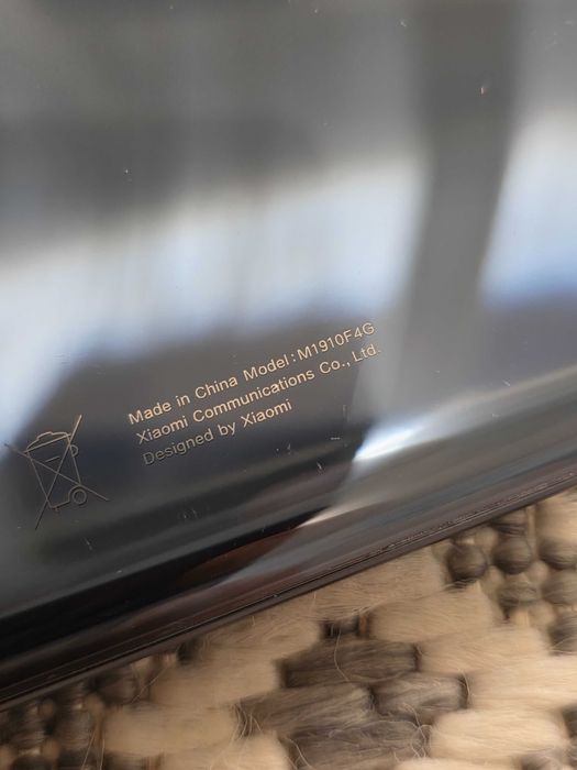 Xiaomi Mi Note 10 - 128Gb 6 + 2GB ram