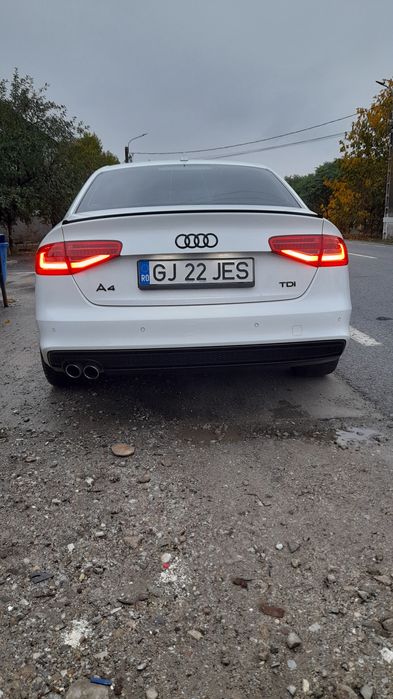 Audi A4 S-Line 2.0 TDI
