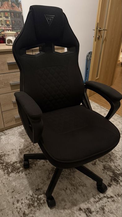 Scaun gaming SENSE7 KNIGHT