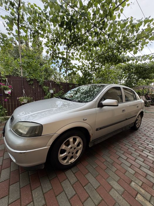 Vand Opel Astra 2003