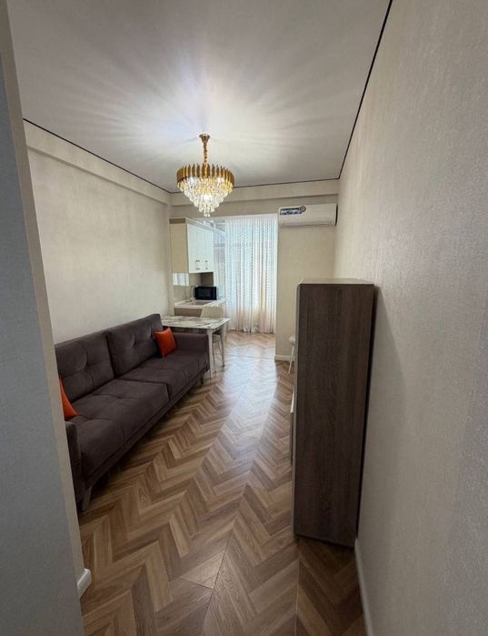 Parkent Plaza Продается 2 комнатная квартира ремонт Паркентский