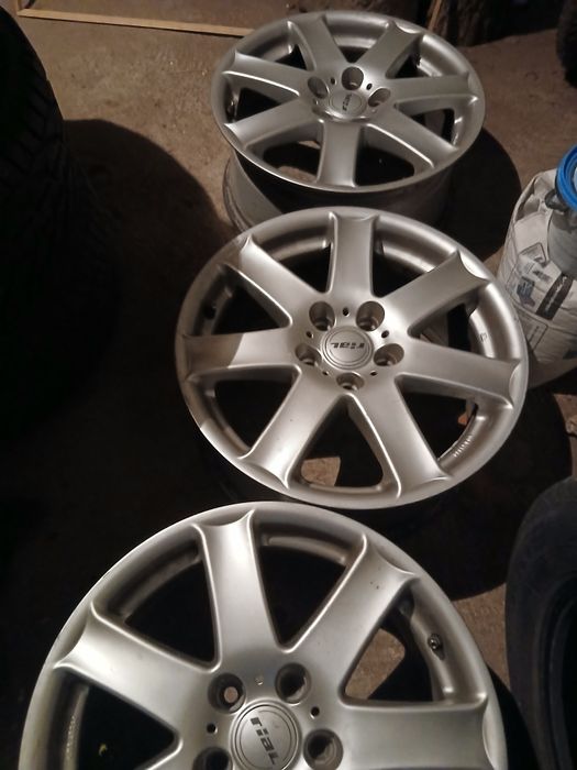 Продавам джанти 17-ки