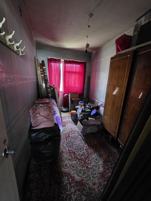 Продаётся 4/4/4 Юнусабад 18 квл, кирпич