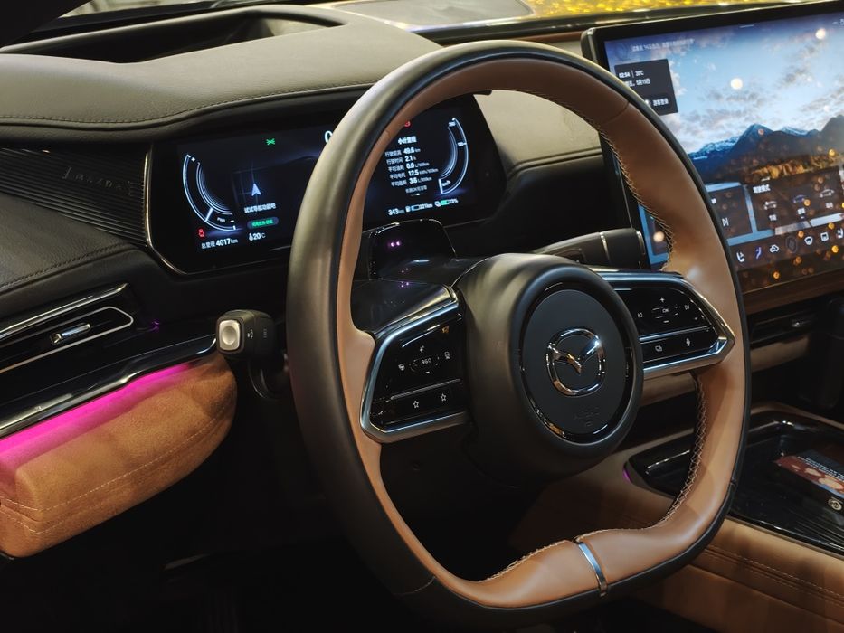 Mazda EZ 6 Gibrid