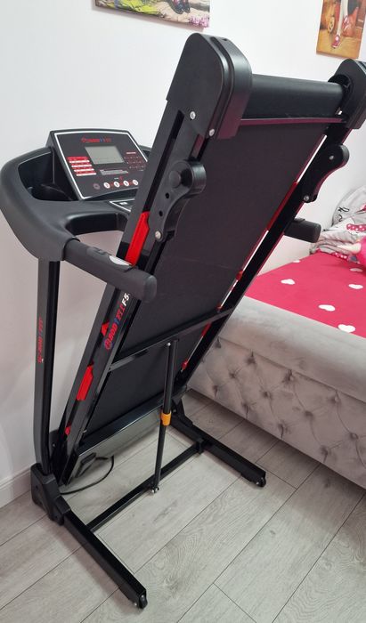 Banda de alergare BodyFit