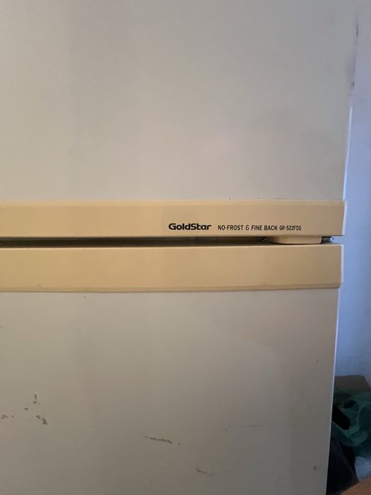 Холодильник большой