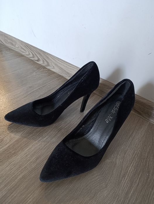 Велурени обувки на ток, номер 38