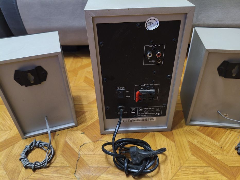 Продам акустическую систему