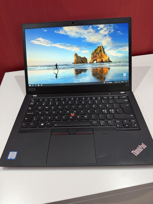 Laptop Lenovo TinkPad T490 i7 16 gb RAM 256 SSD