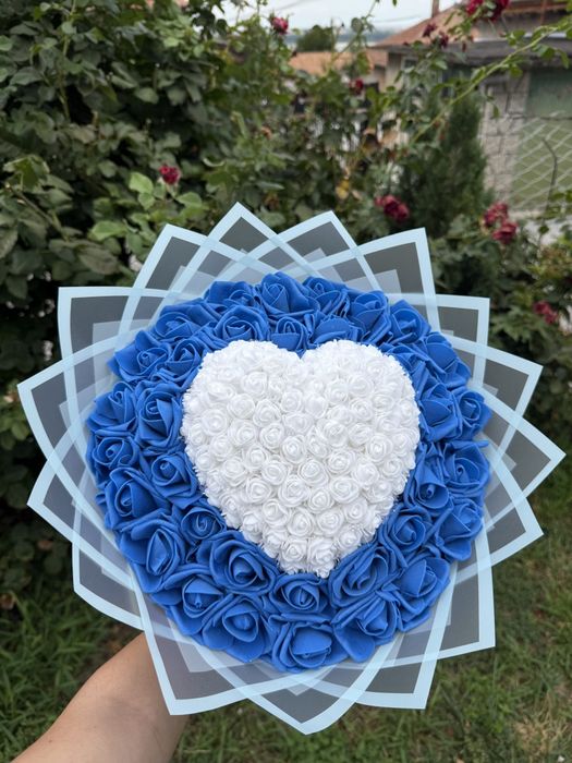 35 фоамени рози със сърце
