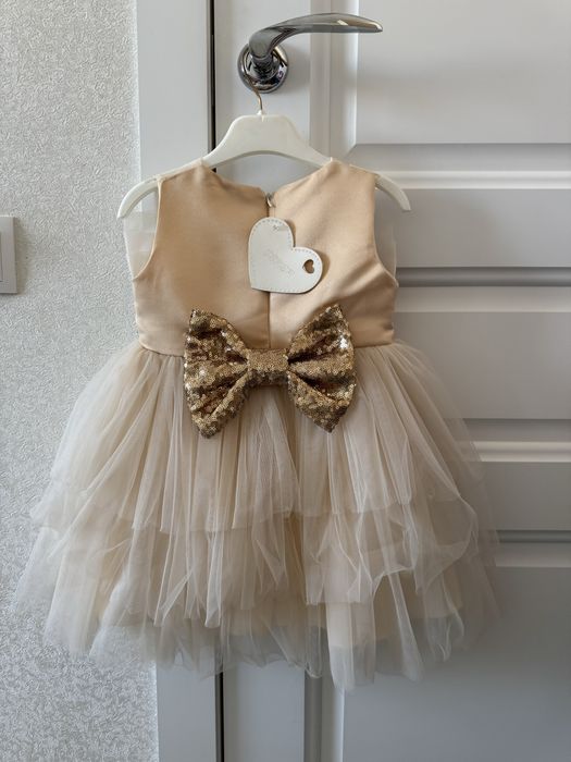 Детское нарядное платье на 2 года