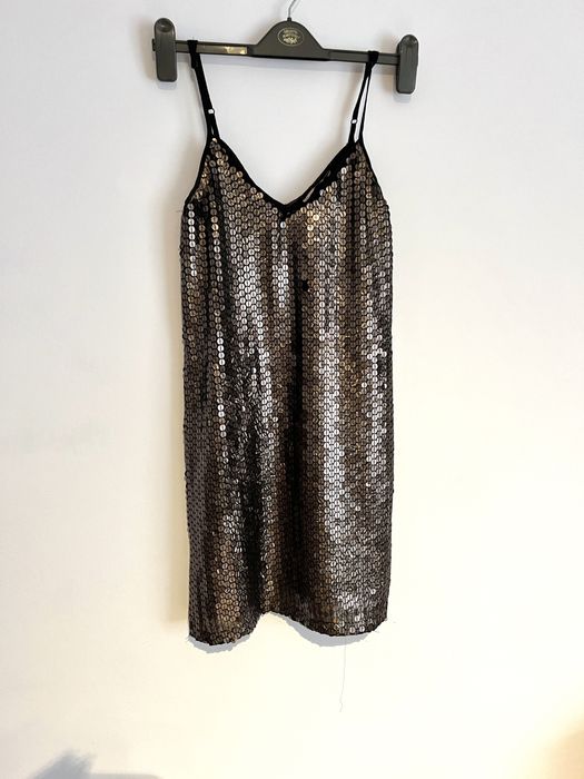 Rochie aurie Pull & Bear paiete marime S