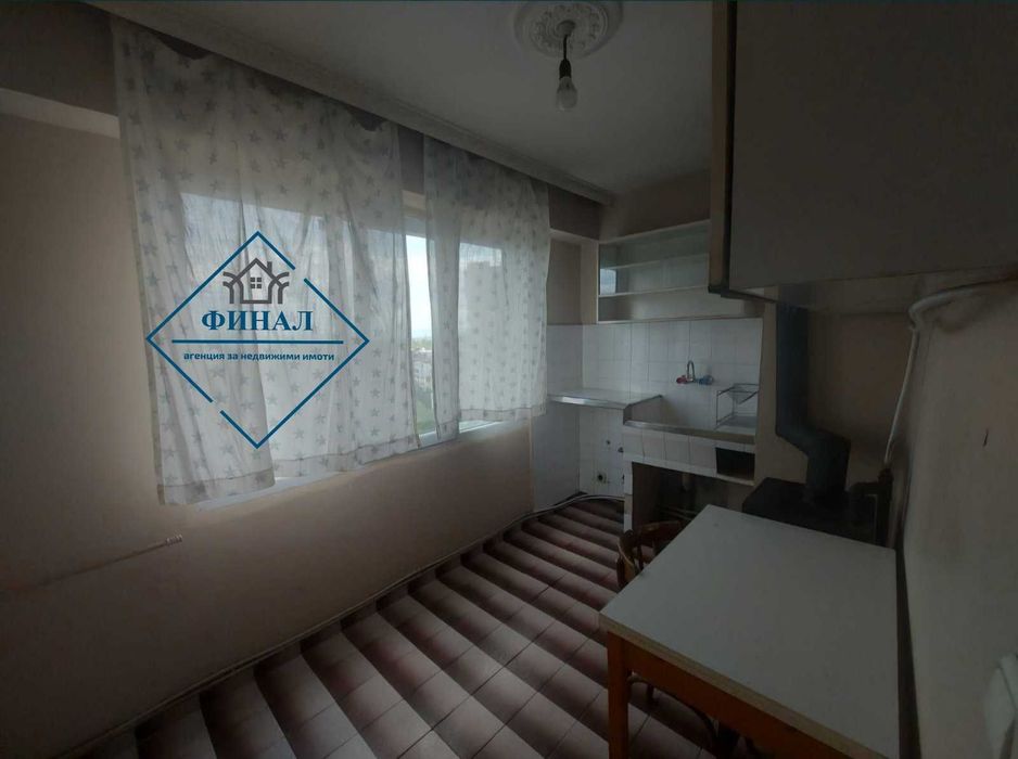 Продава се Двустаен апартамент в Шумен, Тракия - 63 кв.м за 1053 €/кв.м - Снимка #7
