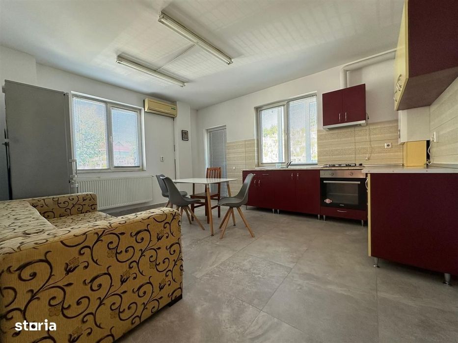 Apartament 3 camere  I 2 bai I Garaj I str. Lombului