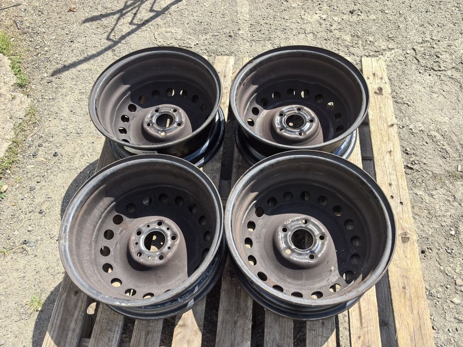 15 цола 5 х 108 мм Рено Канго / Мерцедес Цитан - 6 инча / ЕТ 44