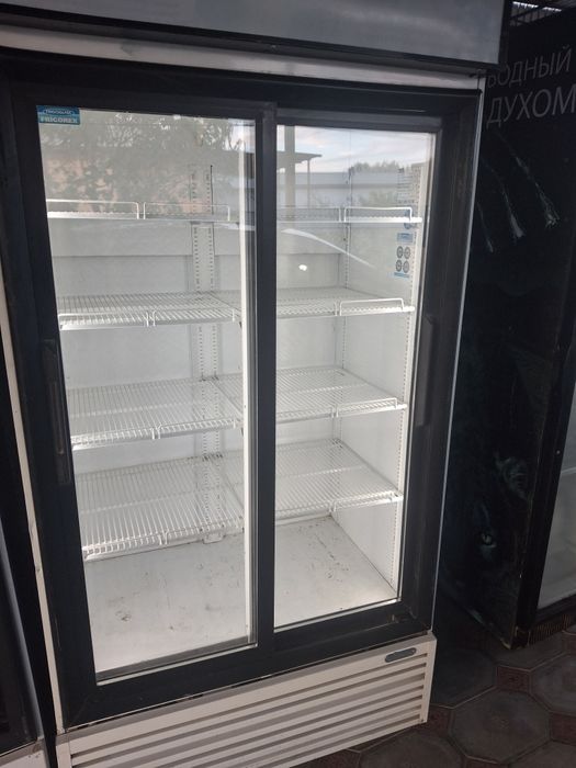 Холодильники для магазина