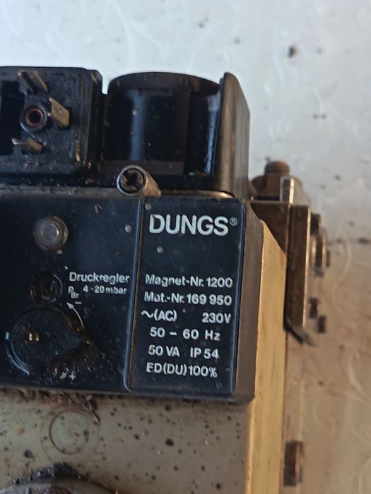 Vând vană gaz multibloc Arbo, MB-DLE 412 B01 S20  pentru arzător P30 4-20 mbar 1 1/4"F