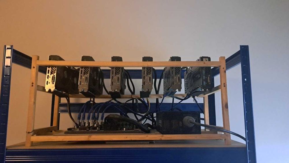 Mining rig 6x  Sapphire Radeon Nitro+ RX580 8GB