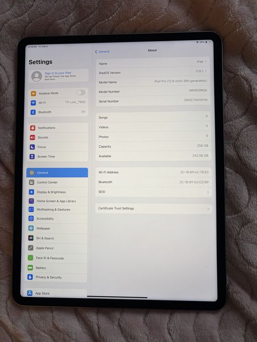 Перфектнен iPad Pro 12.9 M2 inch 6th generation 256 GB