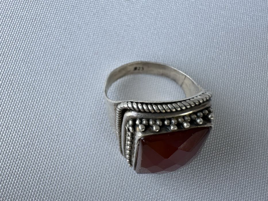 Inel argint si carneol