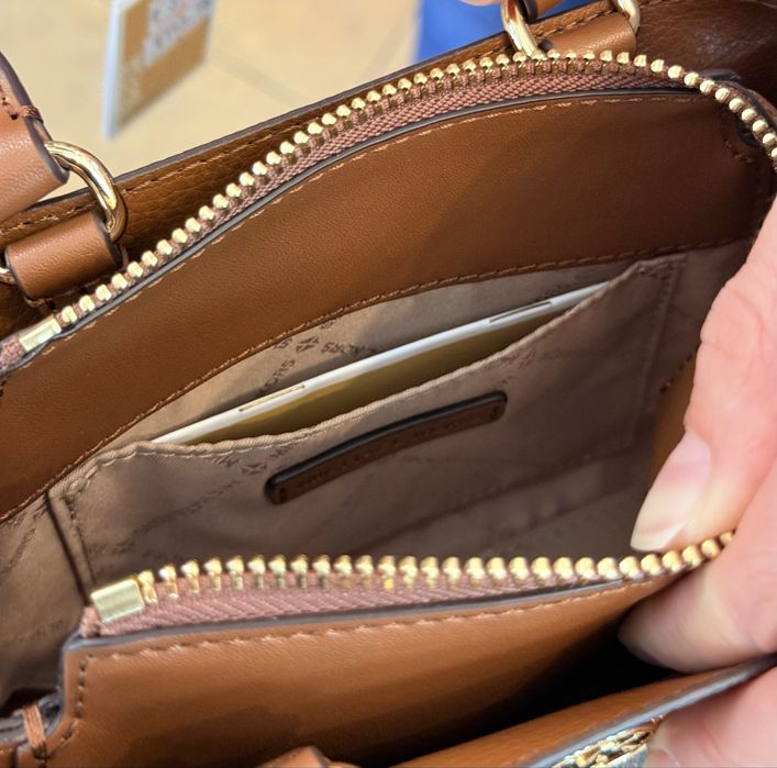 Дамска чанта Michael Kors REED Brown