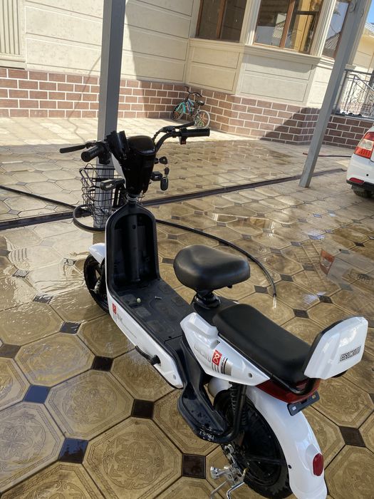 Электроскутер ск8