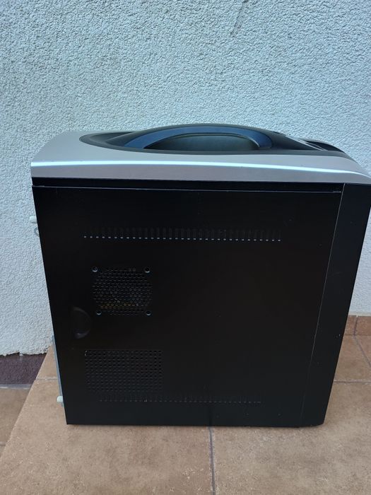 Vând unitate PC AMD