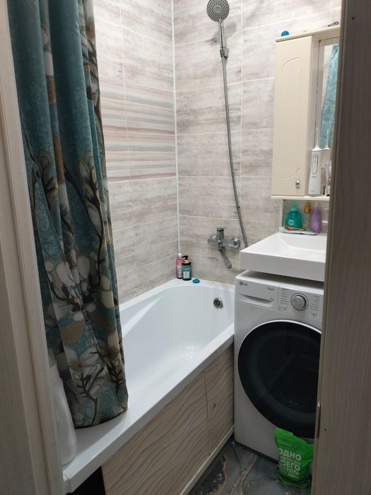 Продам квартиру в КЖБИ