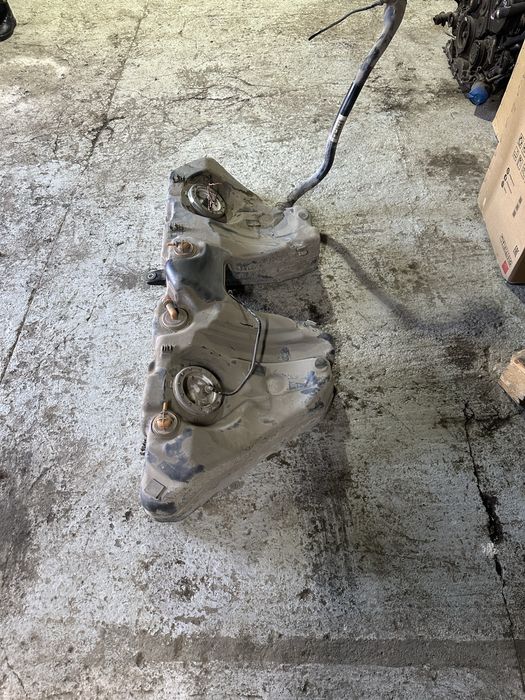 Бензобак bmw e60