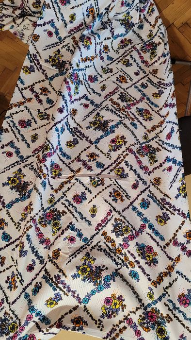 Платове и дамаски - различни видове