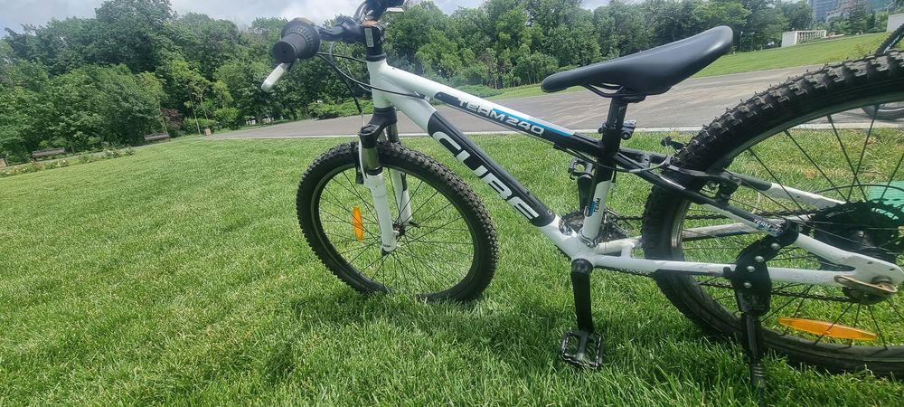 Bicicleta Cube R24 de copii