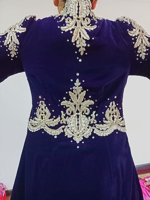 Национальный ансамбль с сваровскими украшениями