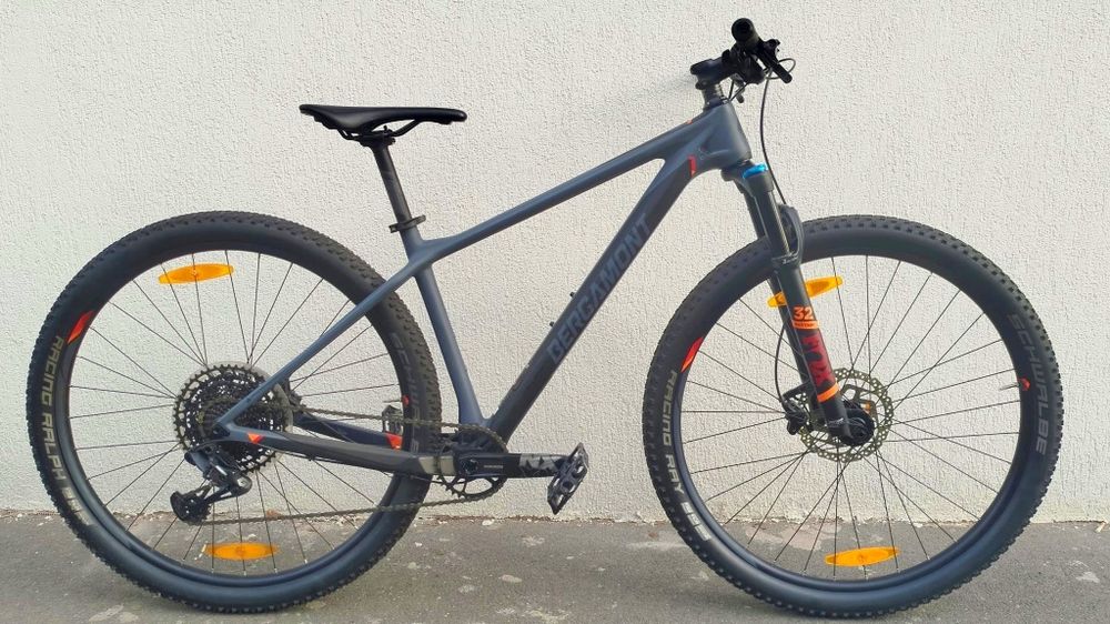 Bergamont carbon 1x12 vit fox cube