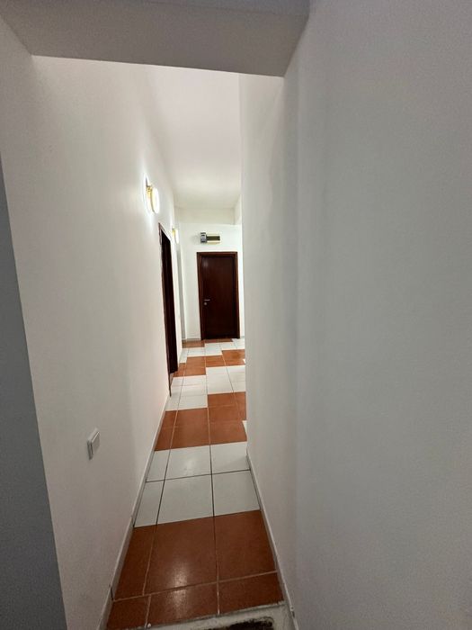 Închiriez apartament 3 camere Vatra luminoasa