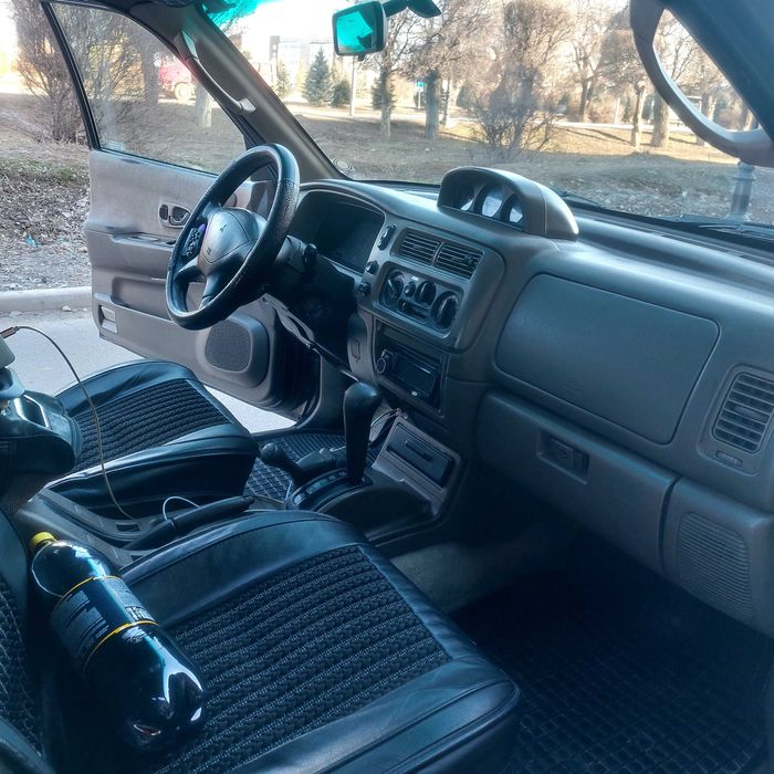 Продам машину mitsubishi montera