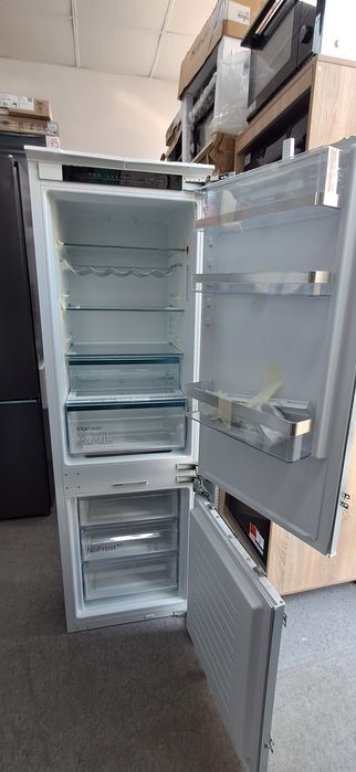 Frigider Bosch seria 6 incorporabil  import GERMANIA Garanție Hd29