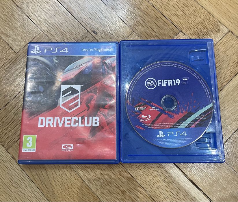 Playstation 4 PRO/PS4 PRO - 1TВ с два джойстика