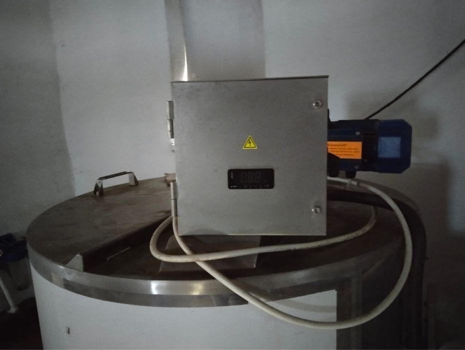 Танкер охладитель молока