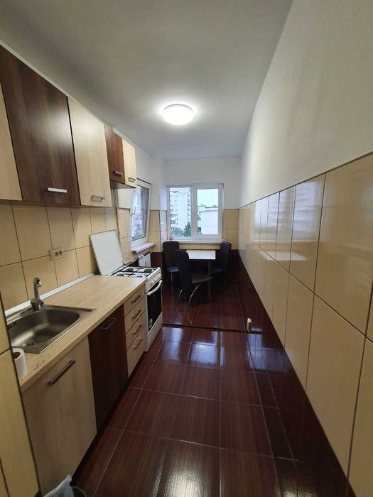 Inchiriez apartament  1 cam. zona Piata Cipariu,