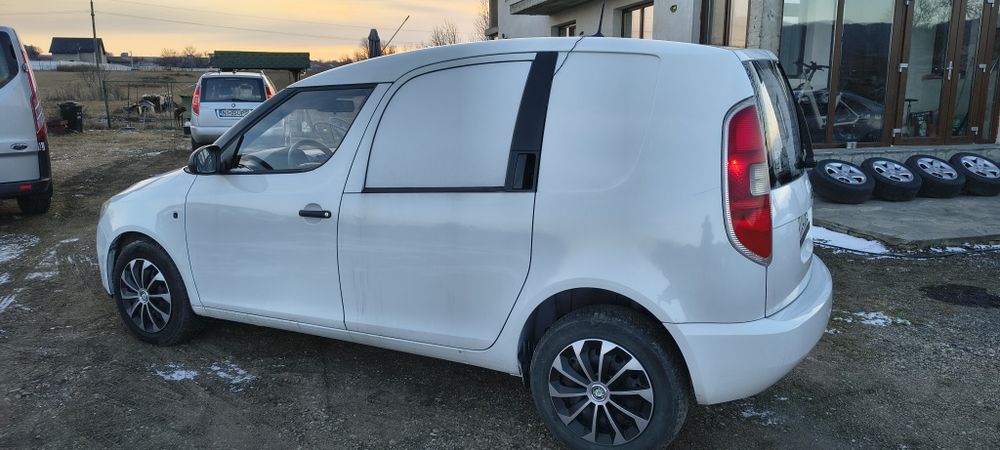 Skoda Praktik 1.4 Diesel a. 2009
