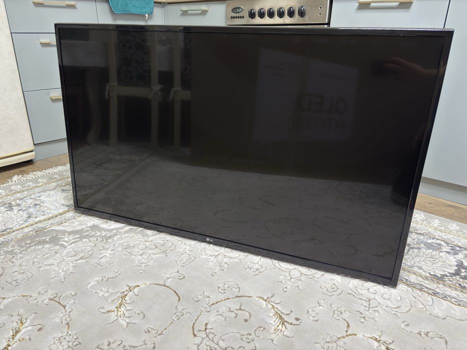 Продам телевизор LG