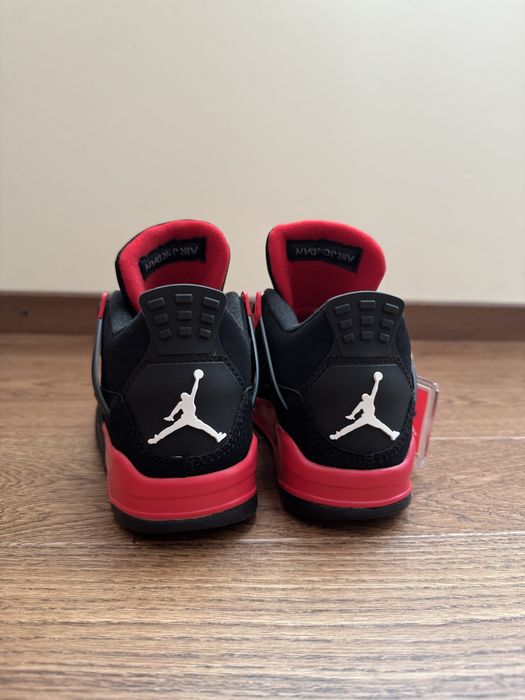 Jordan 4 Red Thunder 38