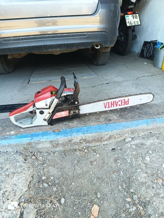 Продам бензо пила Ресанта 5220