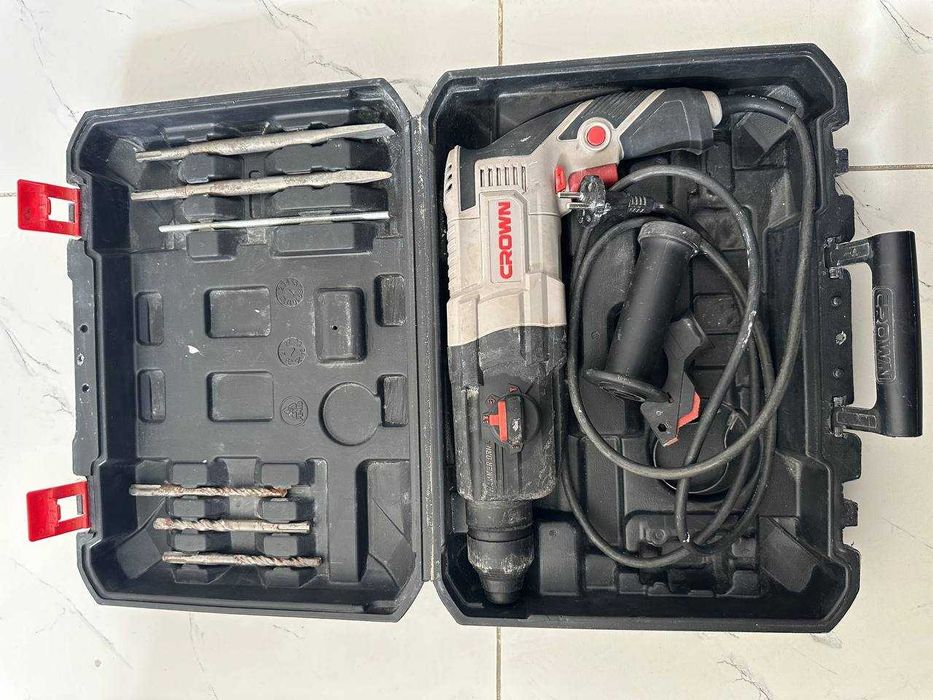 Crown Перфоратор  (Жалагаш) лот 902254